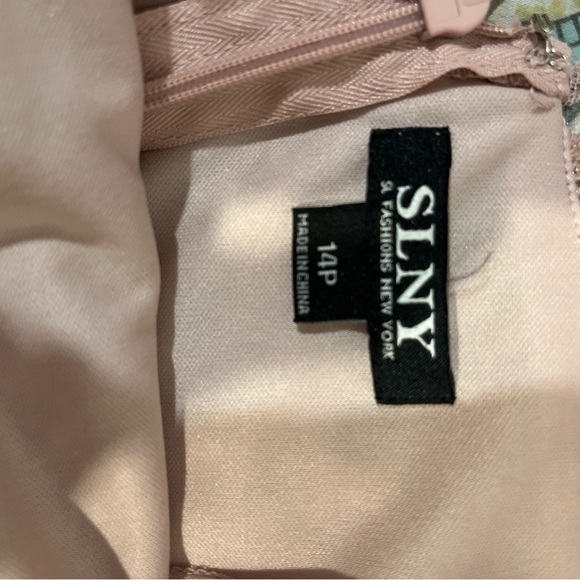 SL Fashions SLNY cap sleeve embroiderery/sequins NWT - Picture 8 of 9